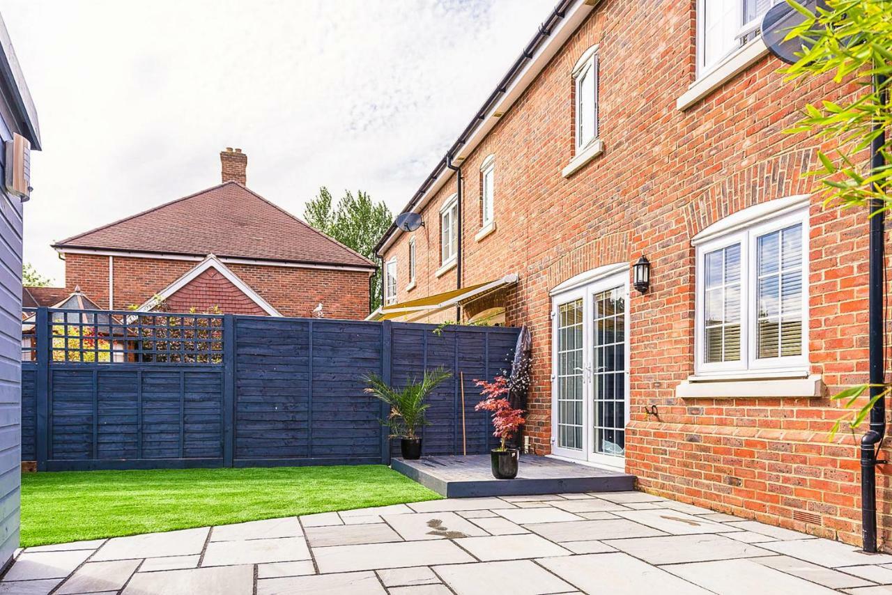 Riverside Stays, Modern House Stays, Shefford, Bedfordshire Bagian luar foto