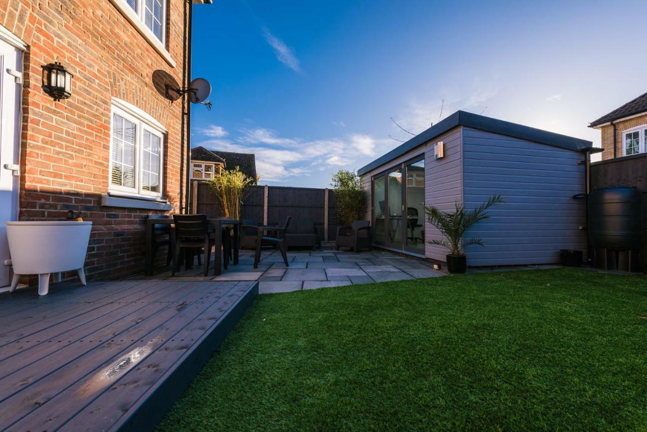 Riverside Stays, Modern House Stays, Shefford, Bedfordshire Bagian luar foto